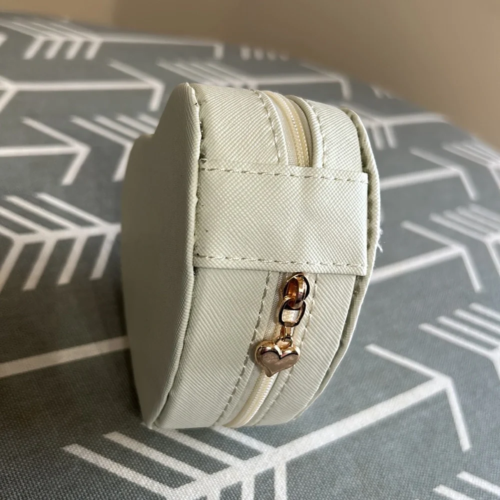 Ivory 4” Heart shaped jewelry case